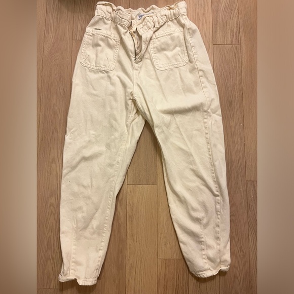 Zara Paperbag Cream Denim Pants - Picture 1 of 2